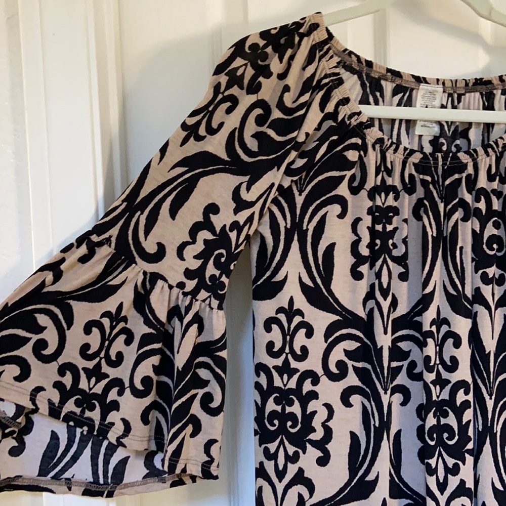 Black and Tan Dress with Flutter Sleeves